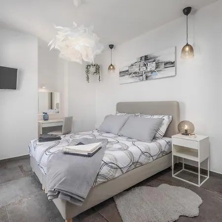 Dalmatinac ヴィラ *