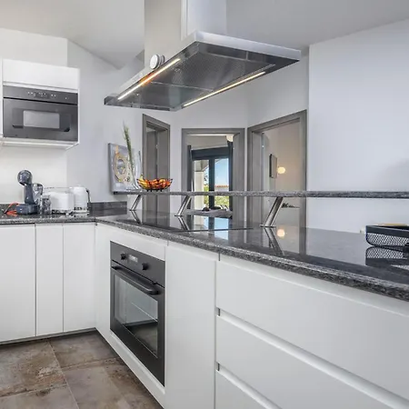 Dalmatinac ヴィラ